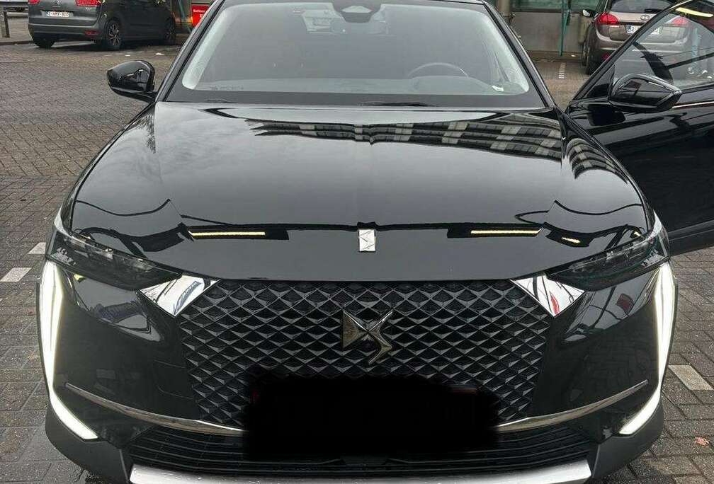 DS 4 1.5 BlueHDi Cross Trocadero