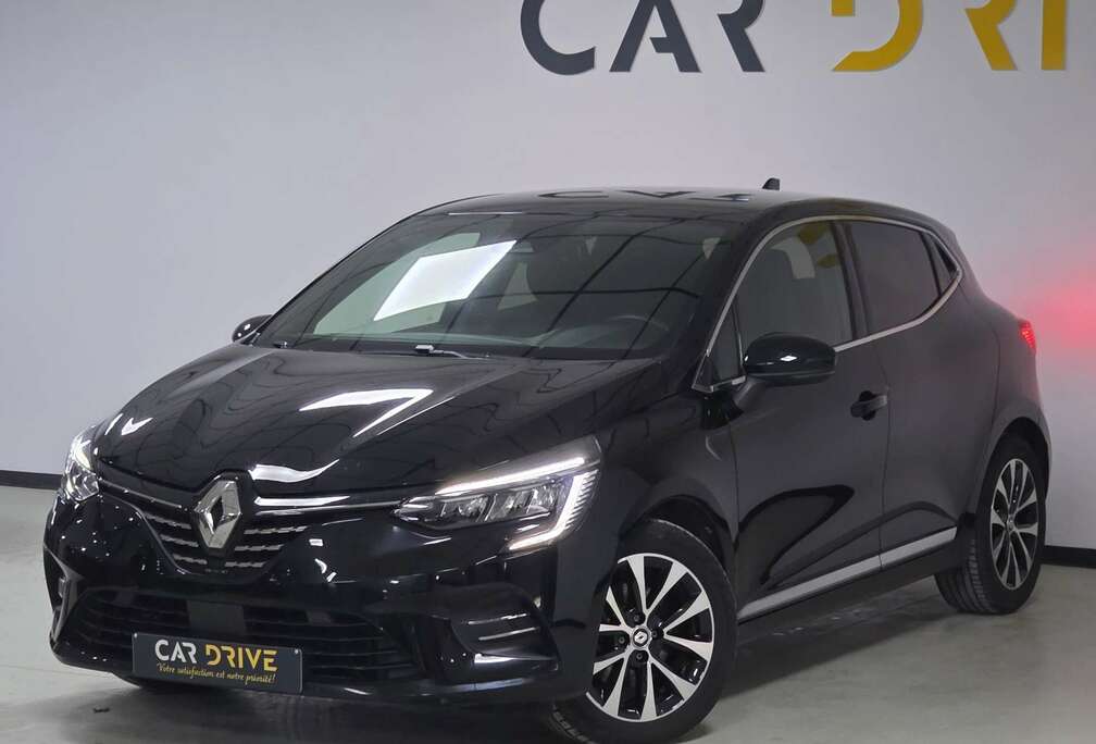 Renault 1.6 E TECH HYBRID B AUTO/CAMERA/FULL OPTIONS