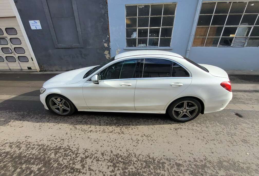 Mercedes-Benz C 250 (BlueTEC) d 7G-TRONIC AMG Line