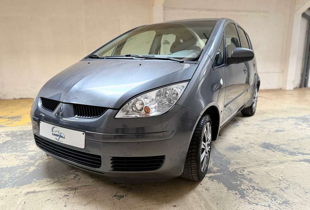 Mitsubishi Colt 1.3i Instyle  54 000 KM