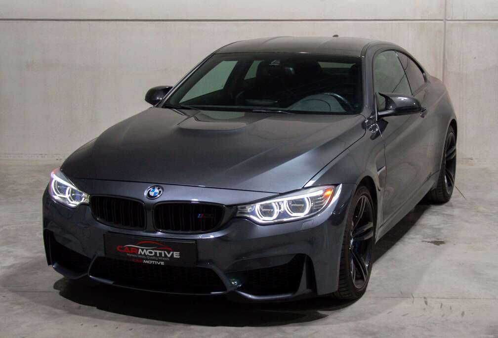 BMW M4 Coupé / Carbon