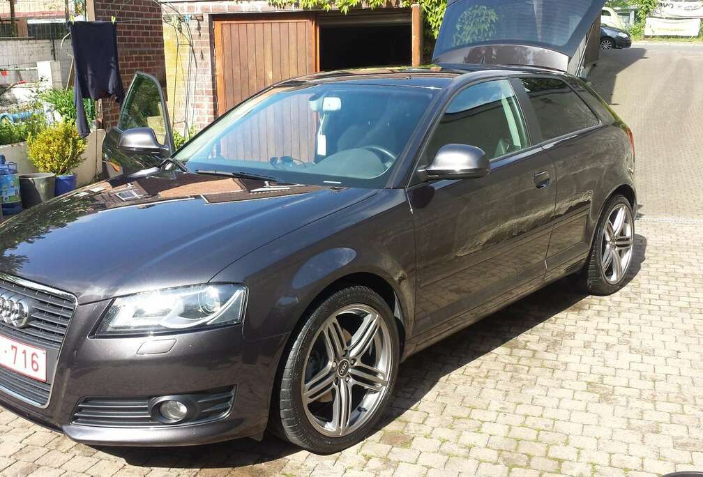 Audi A3 2.0 TDi Ambiente Start/Stop DPF S tronic
