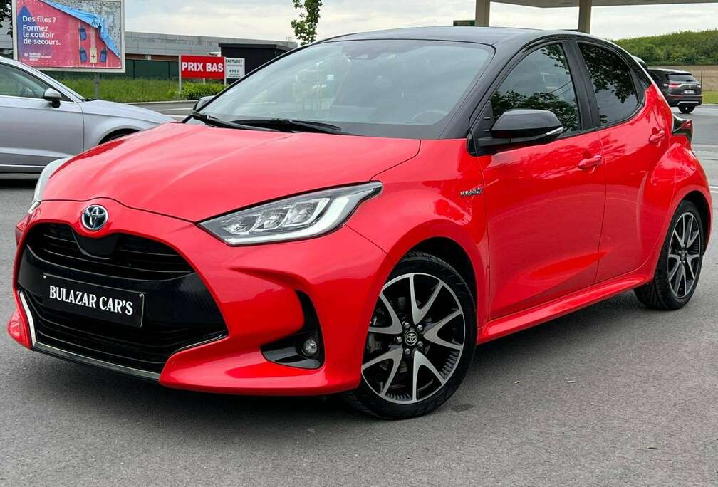 Toyota Yaris Hybrid 1.5i VVT-i E-CVT Premiere GARANTI ECR