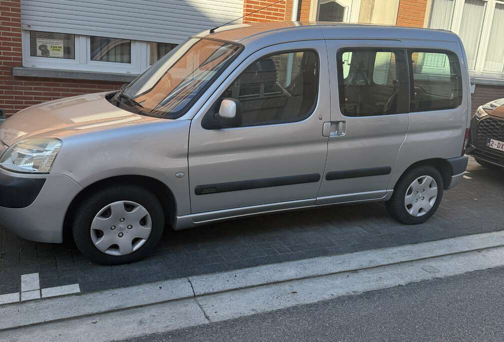 Citroen 1.4i Tentation (Hayon-Achterklep)
