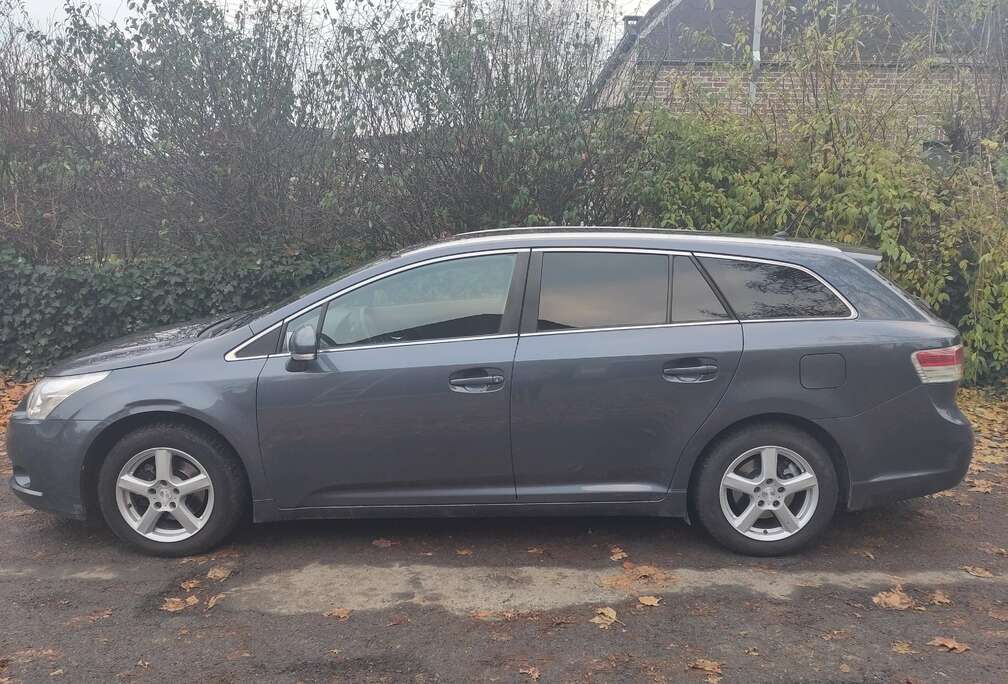 Toyota Avensis+SW+2.0+D-4D+Executive+II+DPF