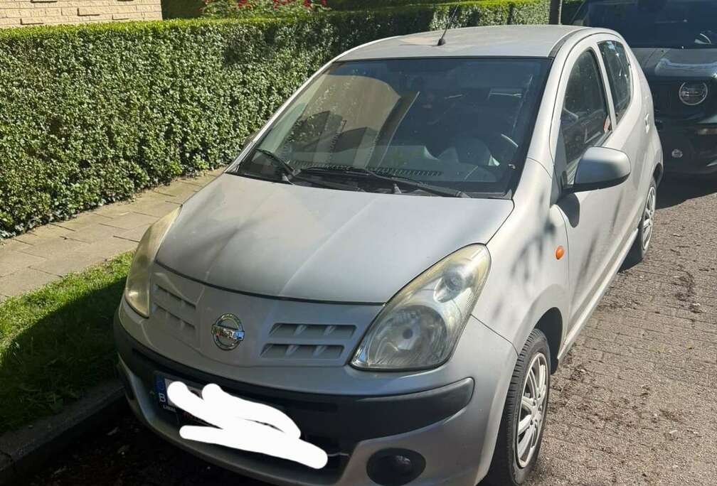 Nissan 1.4i Acenta