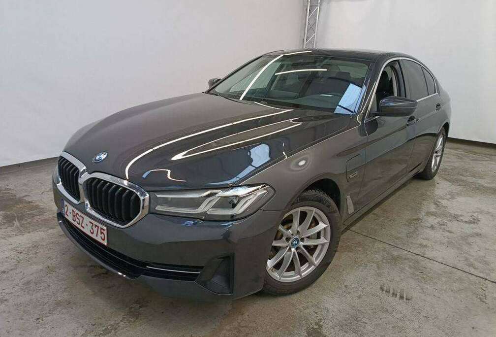 BMW eA PHEV Verwarmd Leder, Getinte Ramen, Garantie