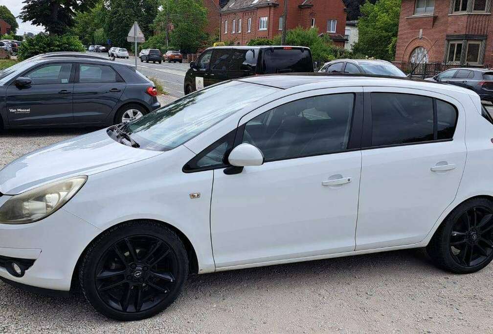Opel Corsa 1.2i Enjoy