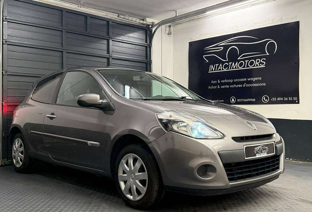Renault Clio 1.2i Yahoo!