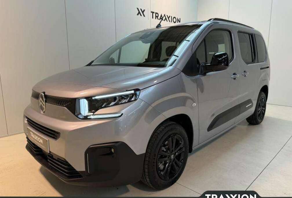 Citroen 1.2i M FEEL Plus **5400km** LEDCarplayCameraPD