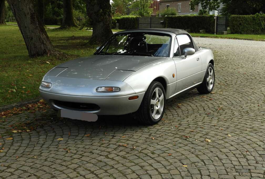 Mazda NA