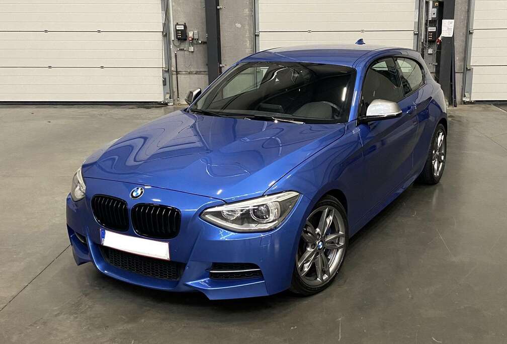 BMW M135i 320pk  Manueel  Achterwiel  2e eigenaar
