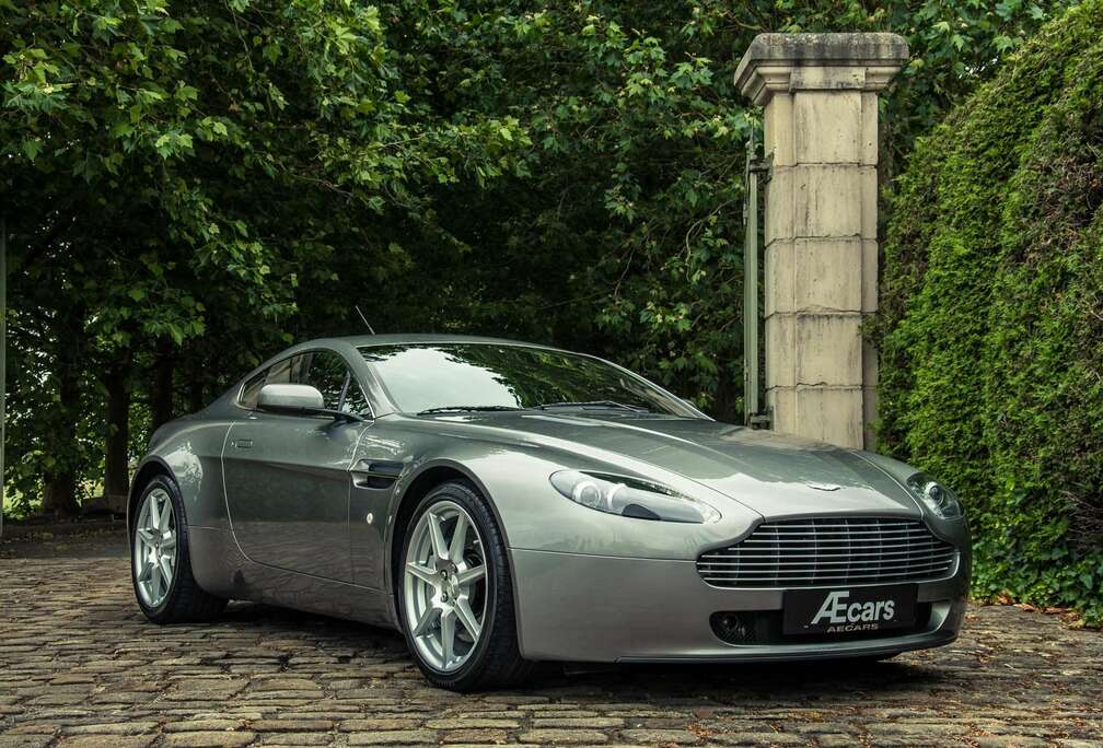Aston Martin *** SPORTSHIFT / ONLY 20.000 KM / BELGIAN CAR ***