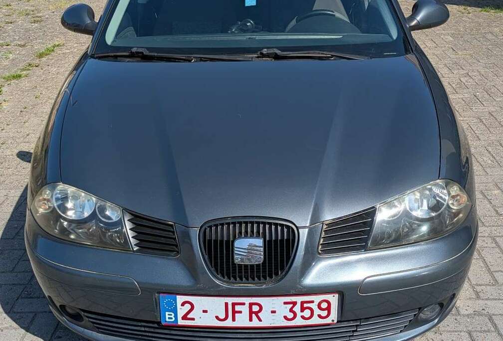 SEAT 1.4i 16V 75 Stylance