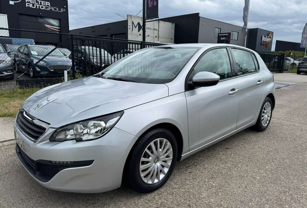 Peugeot 1.2i Airco Cruise Control Gekeurd vvk Nieuwe d...