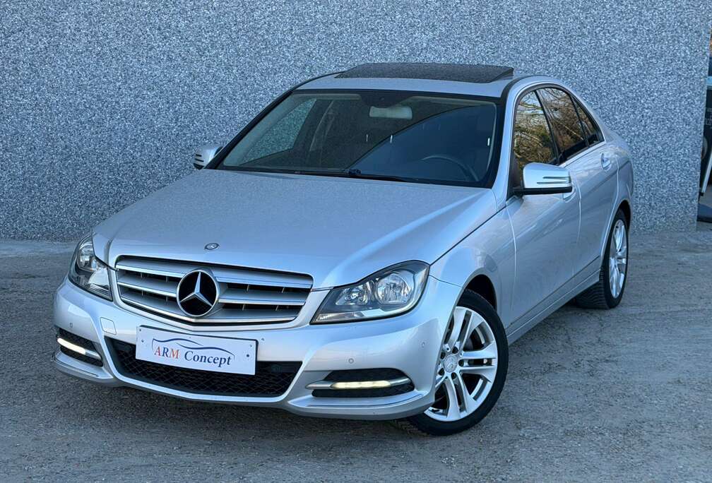 Mercedes-Benz CGI essence Avantgarde Toit ouvrant GARANTIE 1 an