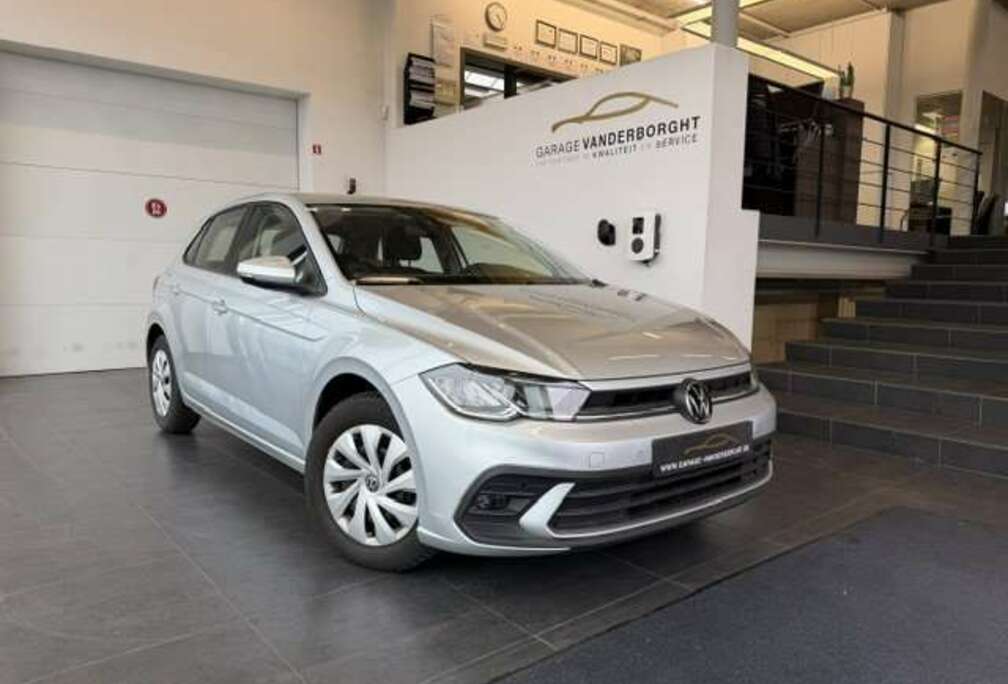 Volkswagen LIFE BENZINE MET SLECHTS 33000KM!!!!