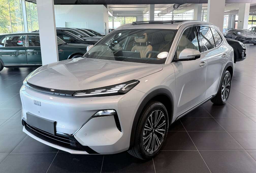 1.5 EM-i PHEV MAX+ 136KM EV / Panorama / Sound System / Head-Up / Full Led