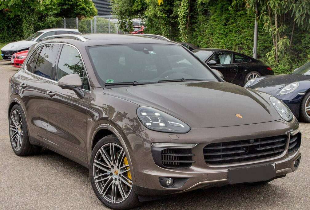 Porsche Cayenne 4.1 Bi-Turbo D V8 S Tiptronic S