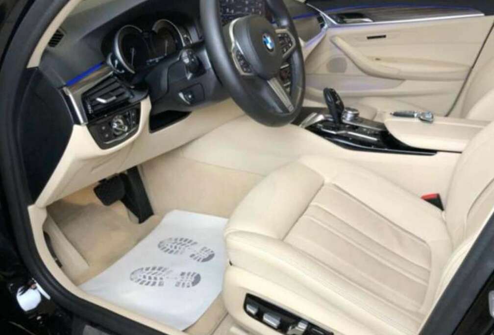 BMW 530i Luxury Line, HeadUp,Keyless,Adapt Led+ Cruise