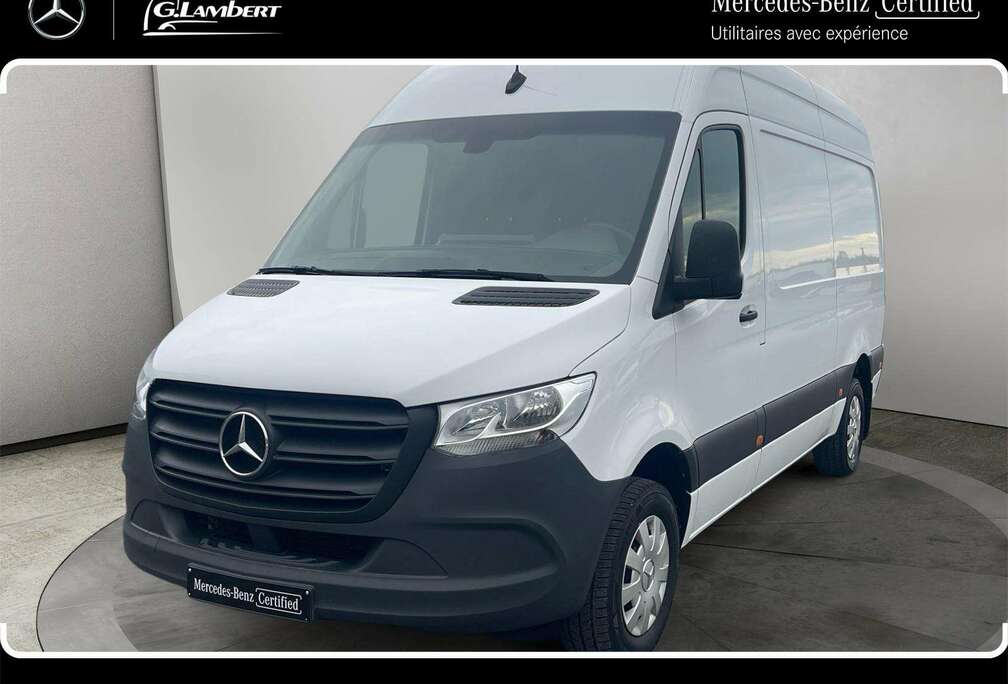 Mercedes-Benz 317 CDI GB L2 RWD 3.5T 3.5t sleep