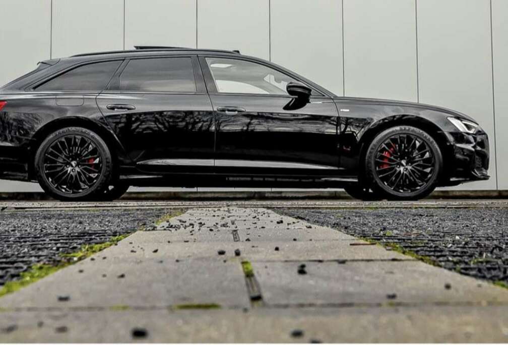 Audi Avant 55 TFSI e quattro S tronic sport