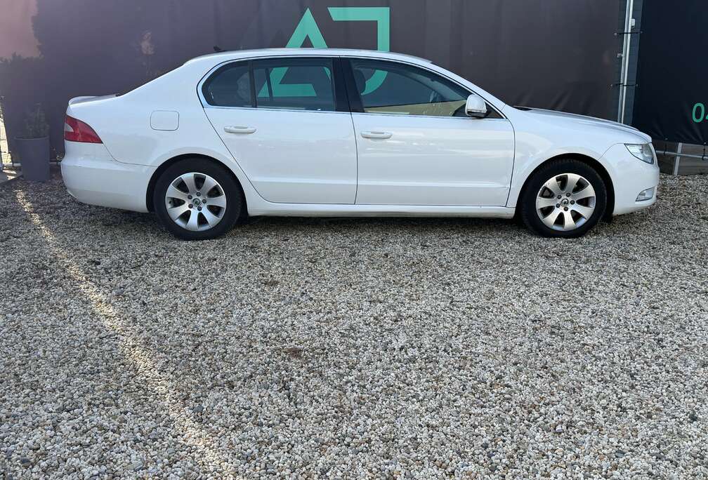 Skoda Superb 1.6 CR TDi * EURO 5 *
