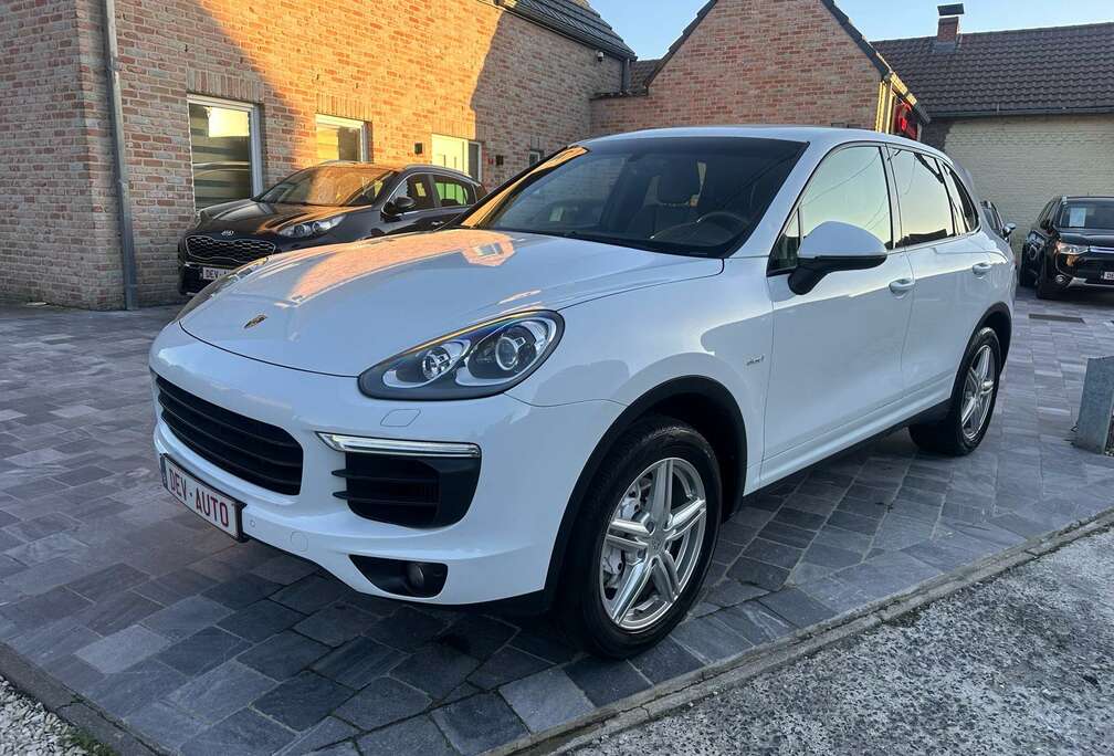 Porsche 3.0 TD V6 Tiptronic S* FACELIFT*