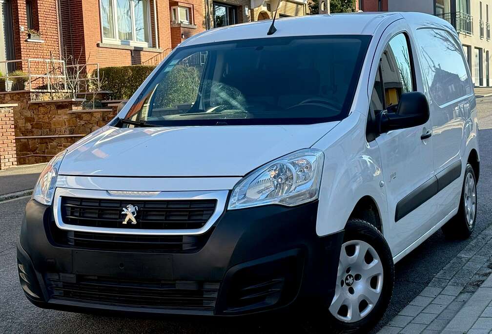 Peugeot 1.6 BlueHDi  Euro6B  Navi  Airco  3Places