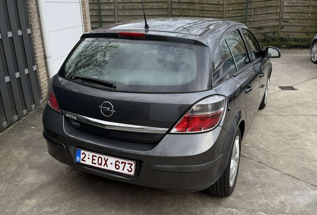 Opel 1.6 benzine 2011
