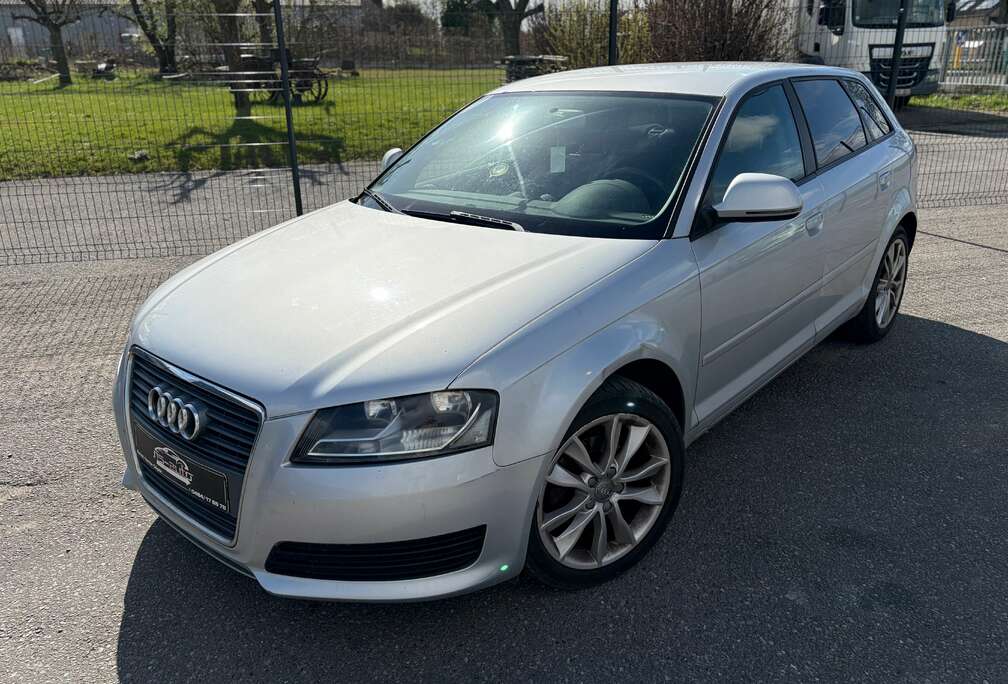 Audi A3 Sportback 1.6 TDi S tronic * PROB S Tronic *