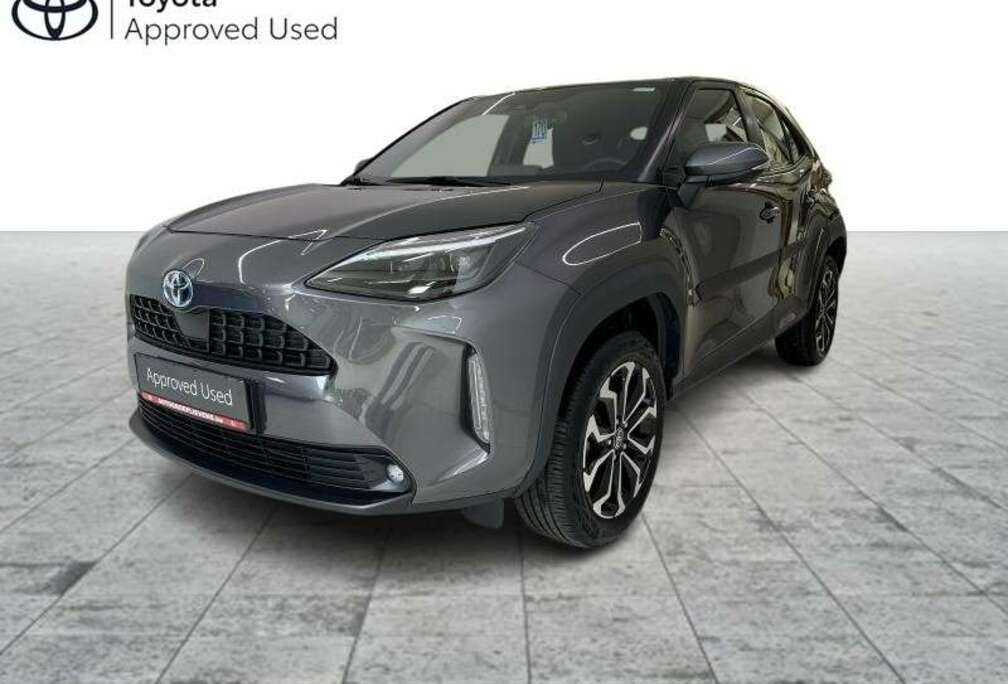 Toyota 1.5 HYB DYNAMIC PLUS