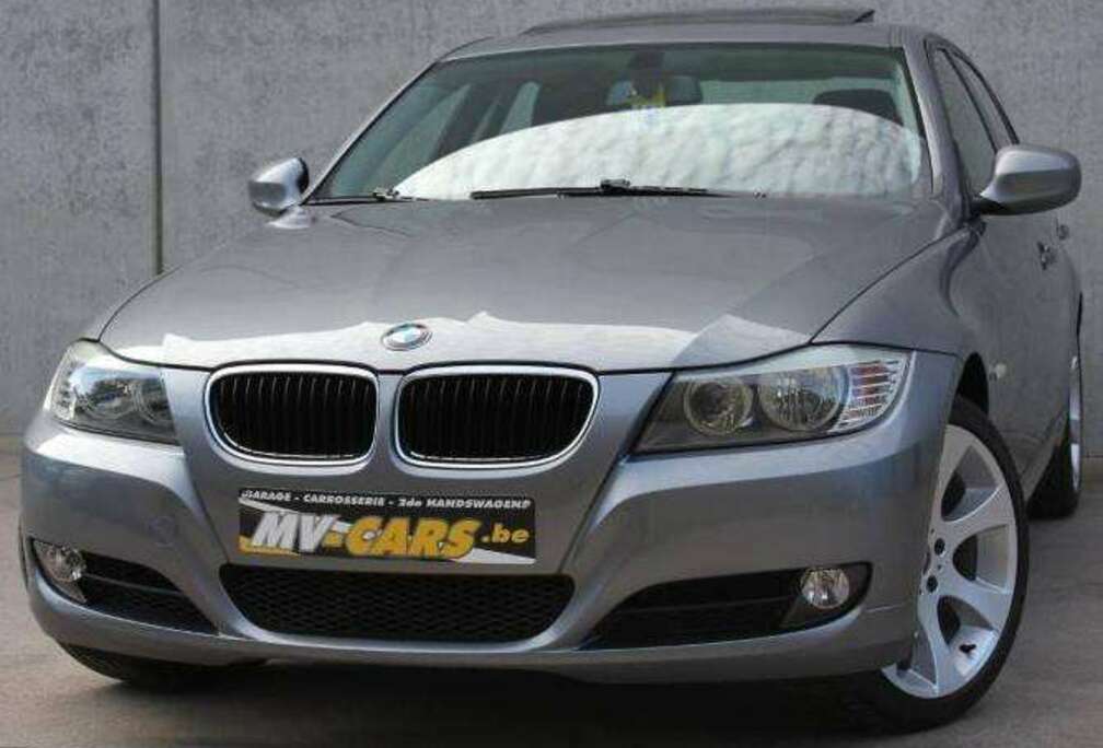 BMW 318i Berline/Schuifdak/Navi/Multistuur