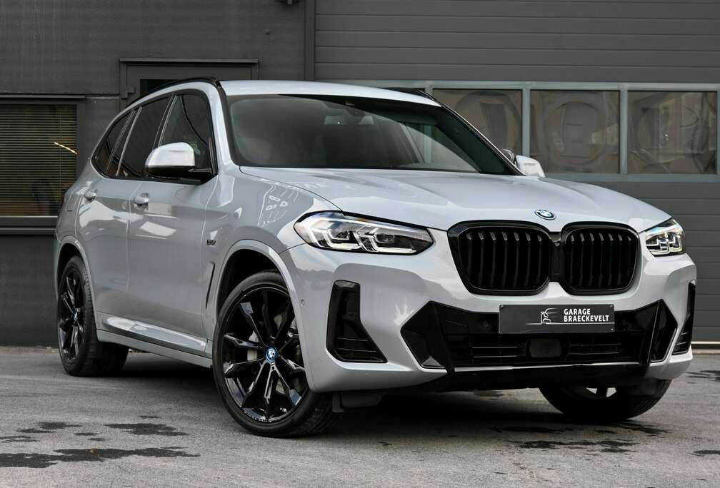 BMW 3.0e Mpack - Facelift - Trekhaak - HUD - Camera - 20\