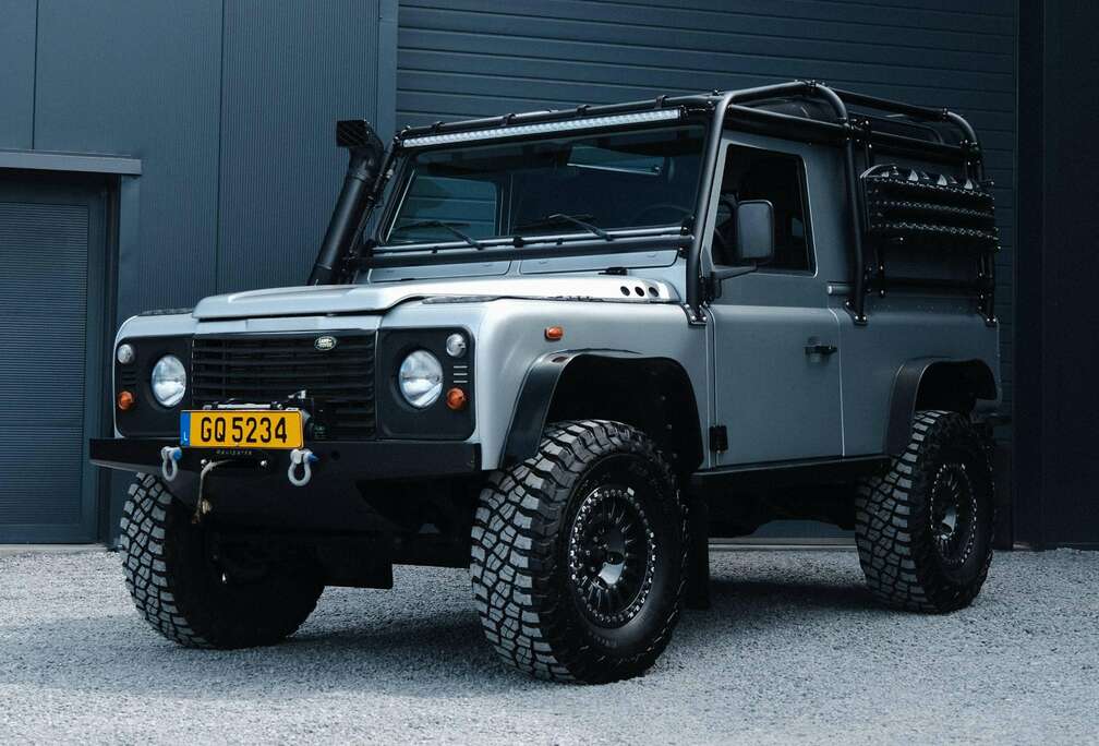 Land Rover 2.5 Turbo d5 SE