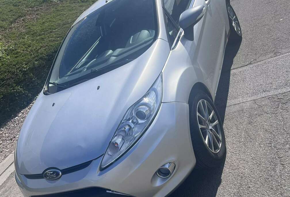 Ford 1.4 TDCi Titanium