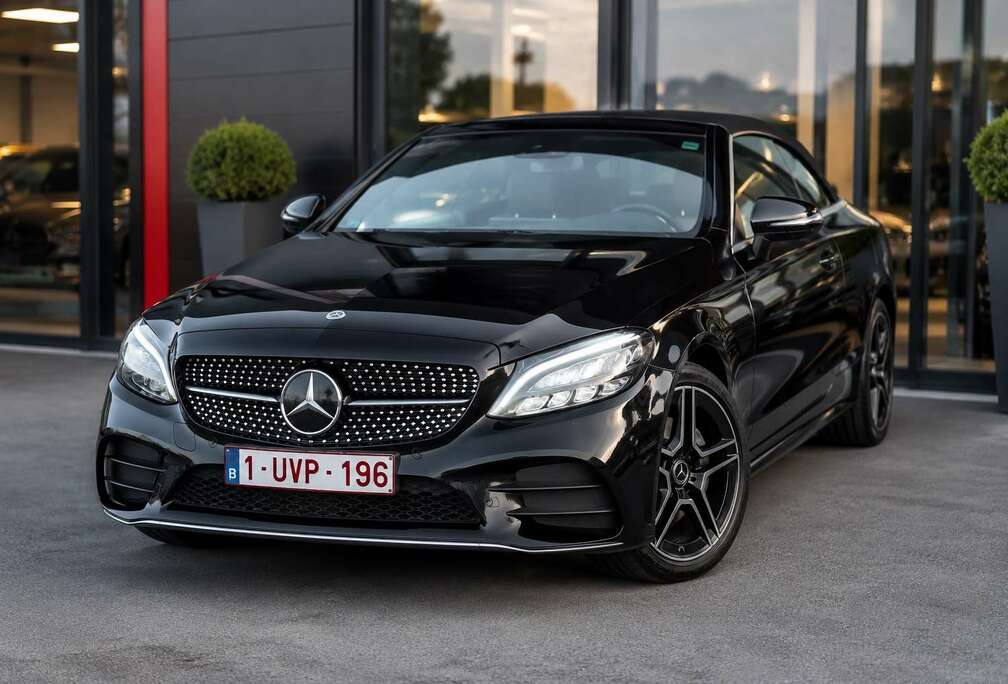 Mercedes-Benz Coupe 9G-TRONIC AMG Line