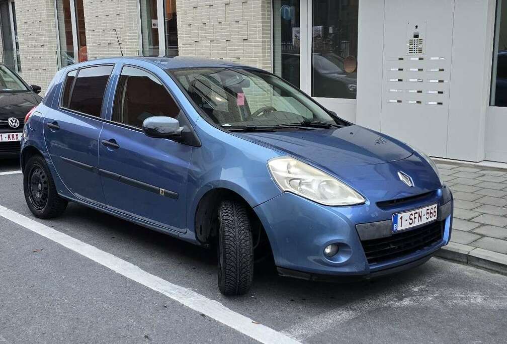 Renault 1.2i Authentique