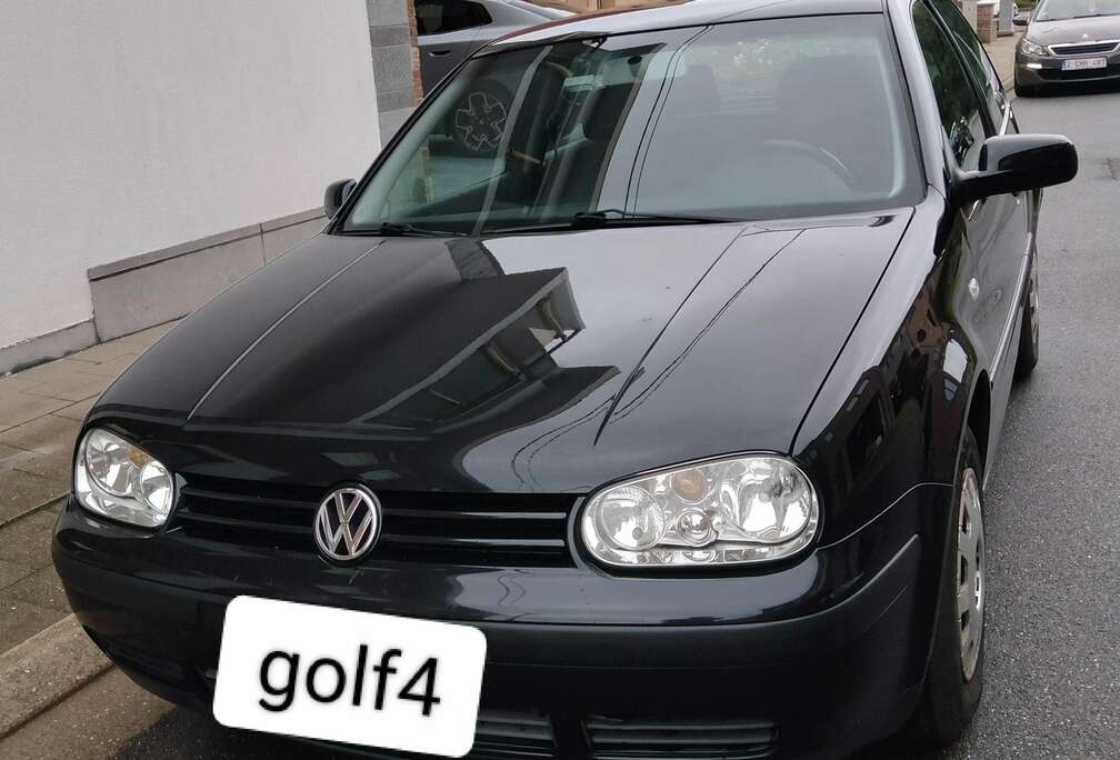 Volkswagen 1.4i Base Edition