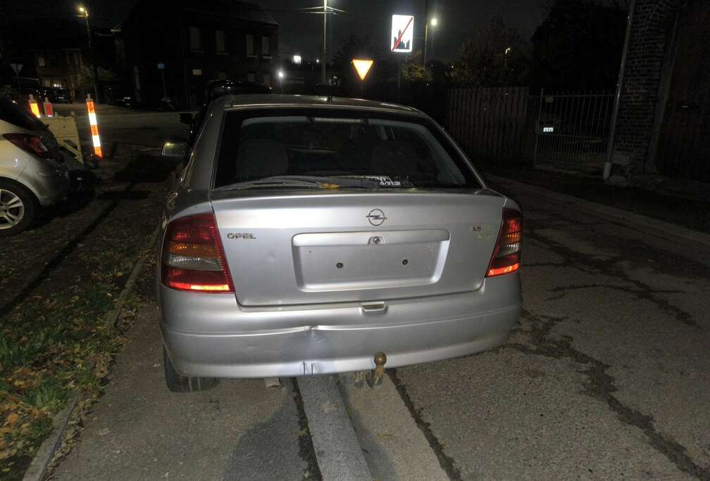 Opel AFFAIRES 1.7 16V DTI