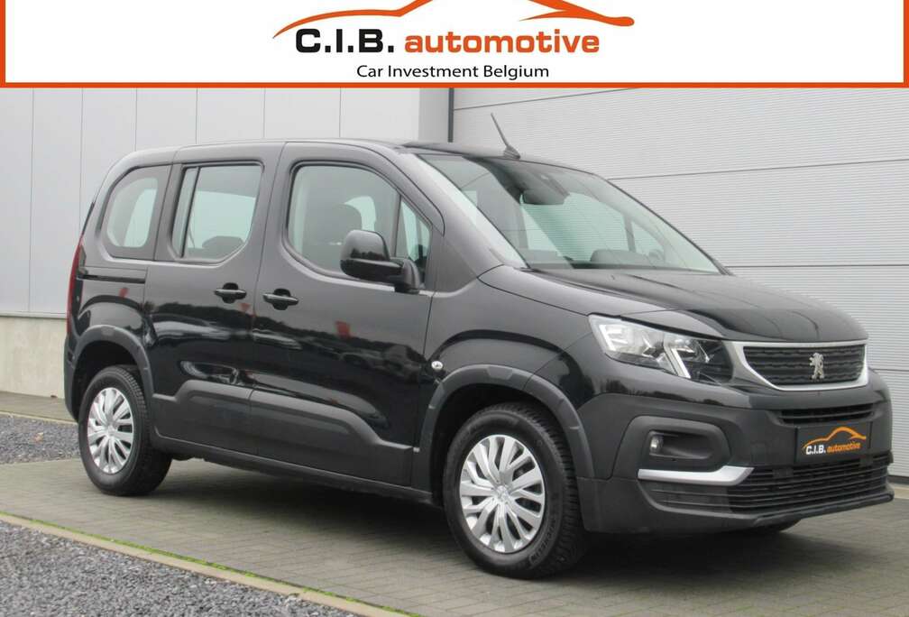 Peugeot 1.5 HDi Aut. / € 11.990 netto / Navi / Airco