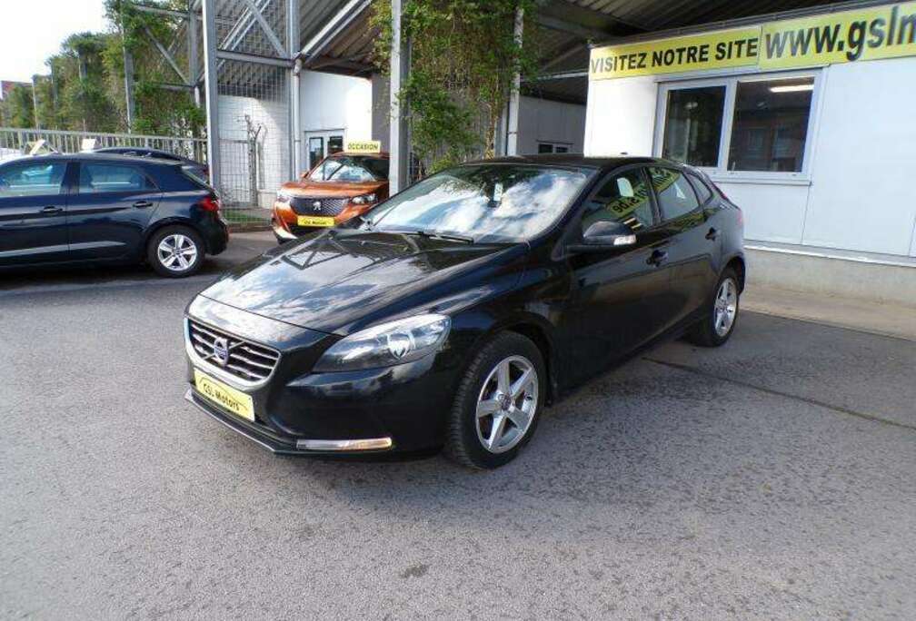 Volvo 2.0D 120cv noir 02/16 6500€ marchand Airco GPS U