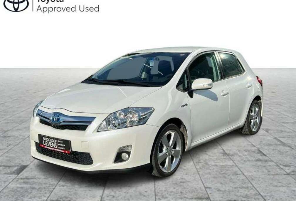 Toyota 1.8 Hyb Sol HSD