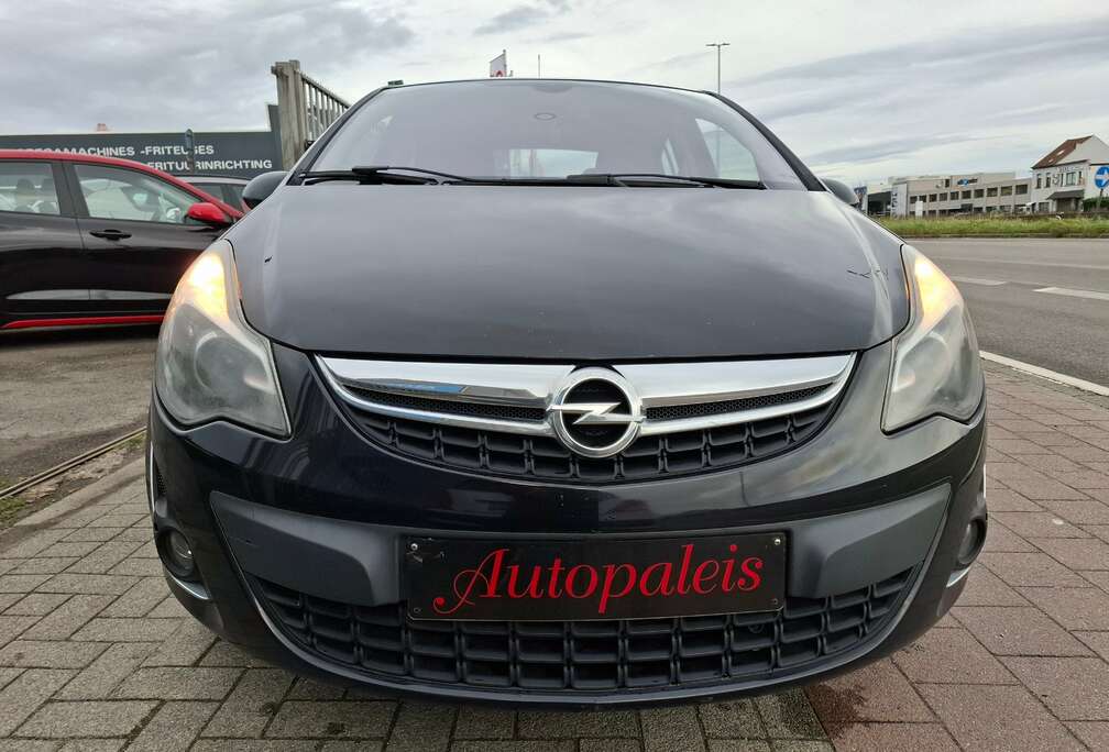 Opel 1.3 CDTi Cosmo DPF