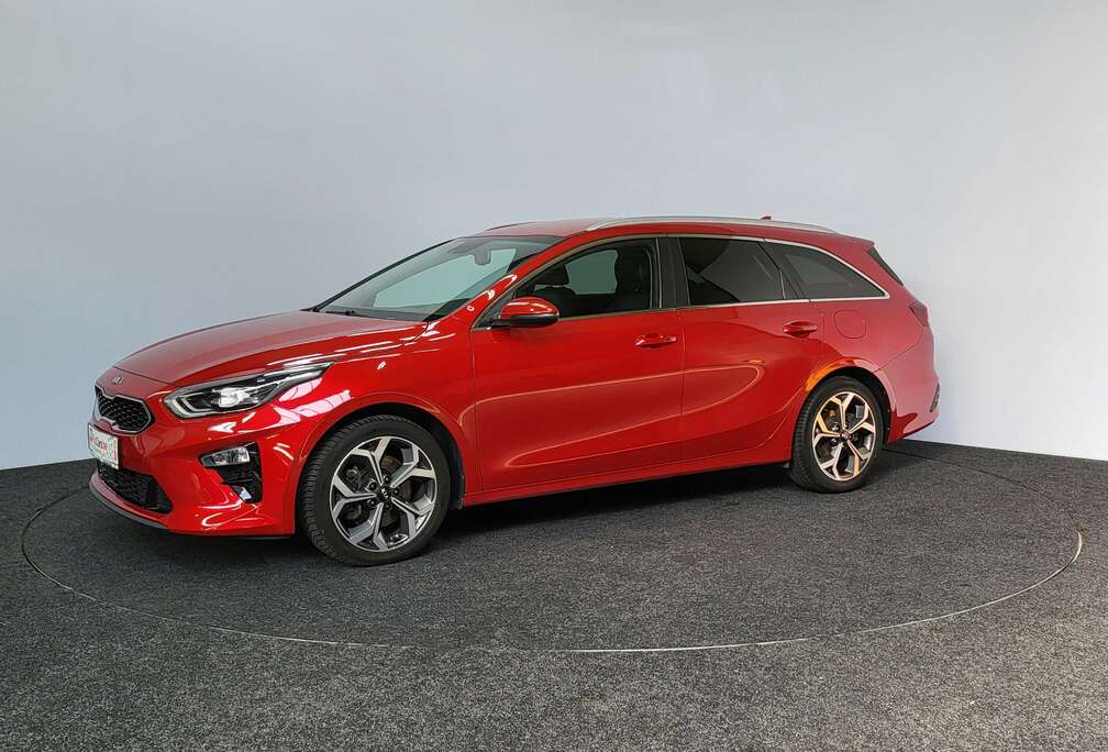 Kia Automaat  2020  84.796 km  Key Less  Camera  PDC  CarPlay  Navi  Airco  1ste eigenaar