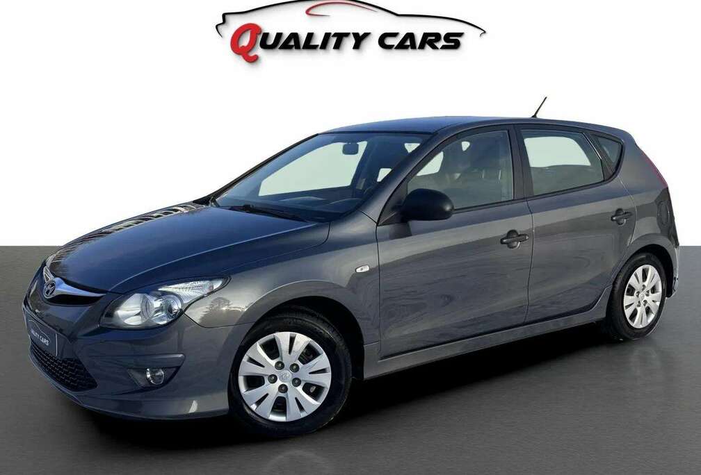 Hyundai i30 1.4i  42.000 KM  Navi  CarPlay  Garantie