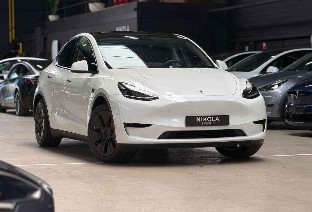 Tesla RWD - PREMIUM - ENHANCED AUTOPILOT