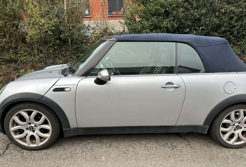 MINI Mini Cabriolet 1.6i 16v Cooper
