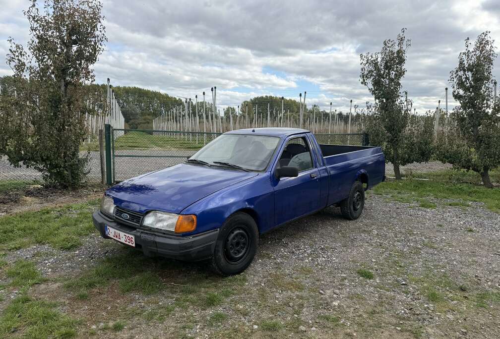 Ford Ford Sierra P100 1.8 Diesel – 1990 – € 7.500