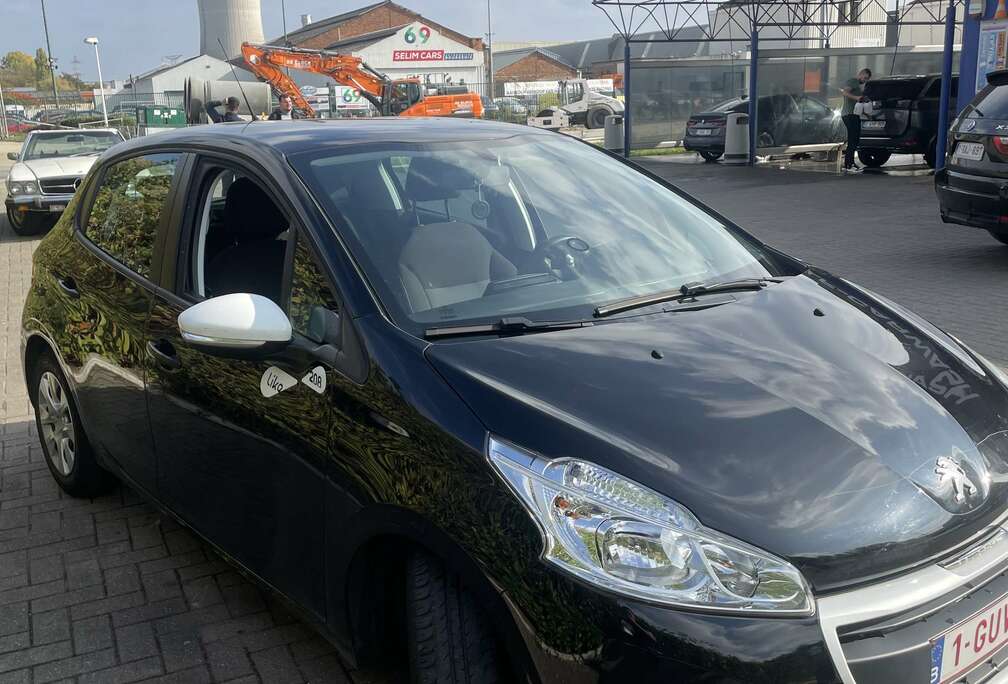 Peugeot PureTech 68 Like